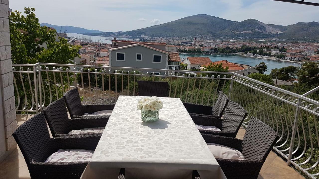 Ferienhaus Maria Villa Trogir Exteriör bild